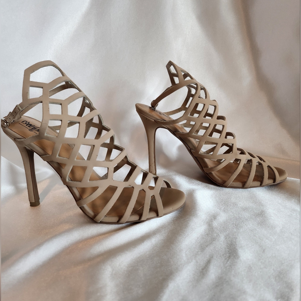 Massimo Putty Faux Suede Die Cut Heel